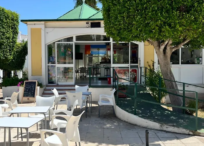 Apartmán Two Bedroom, Two Bathroom, Balcony, Pool Area, View Màlaga