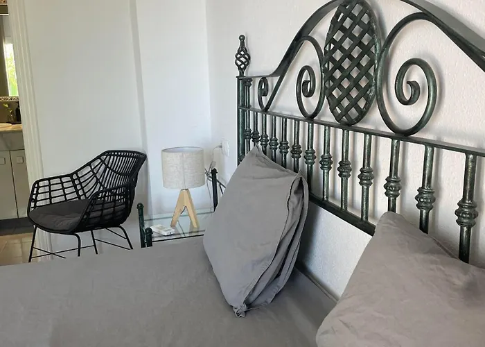 Appartement Two Bedroom, Two Bathroom, Balcony, Pool Area, View *