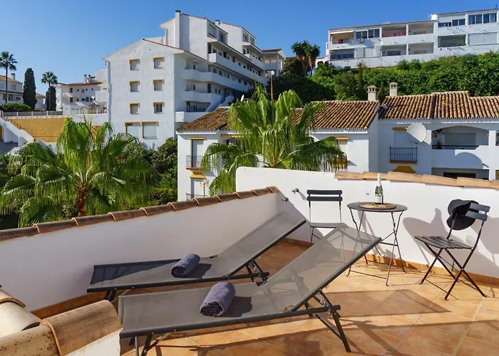 Two Bedroom, Two Bathroom, Balcony, Pool Area, View Appartement *