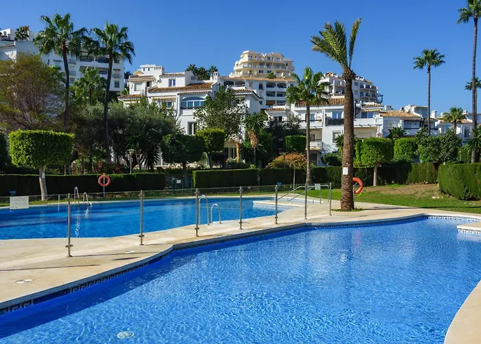 Appartement Two Bedroom, Two Bathroom, Balcony, Pool Area, View *